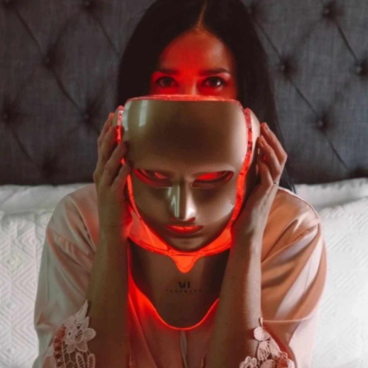 Led yüz maskesi nedir, ne işe yarar?