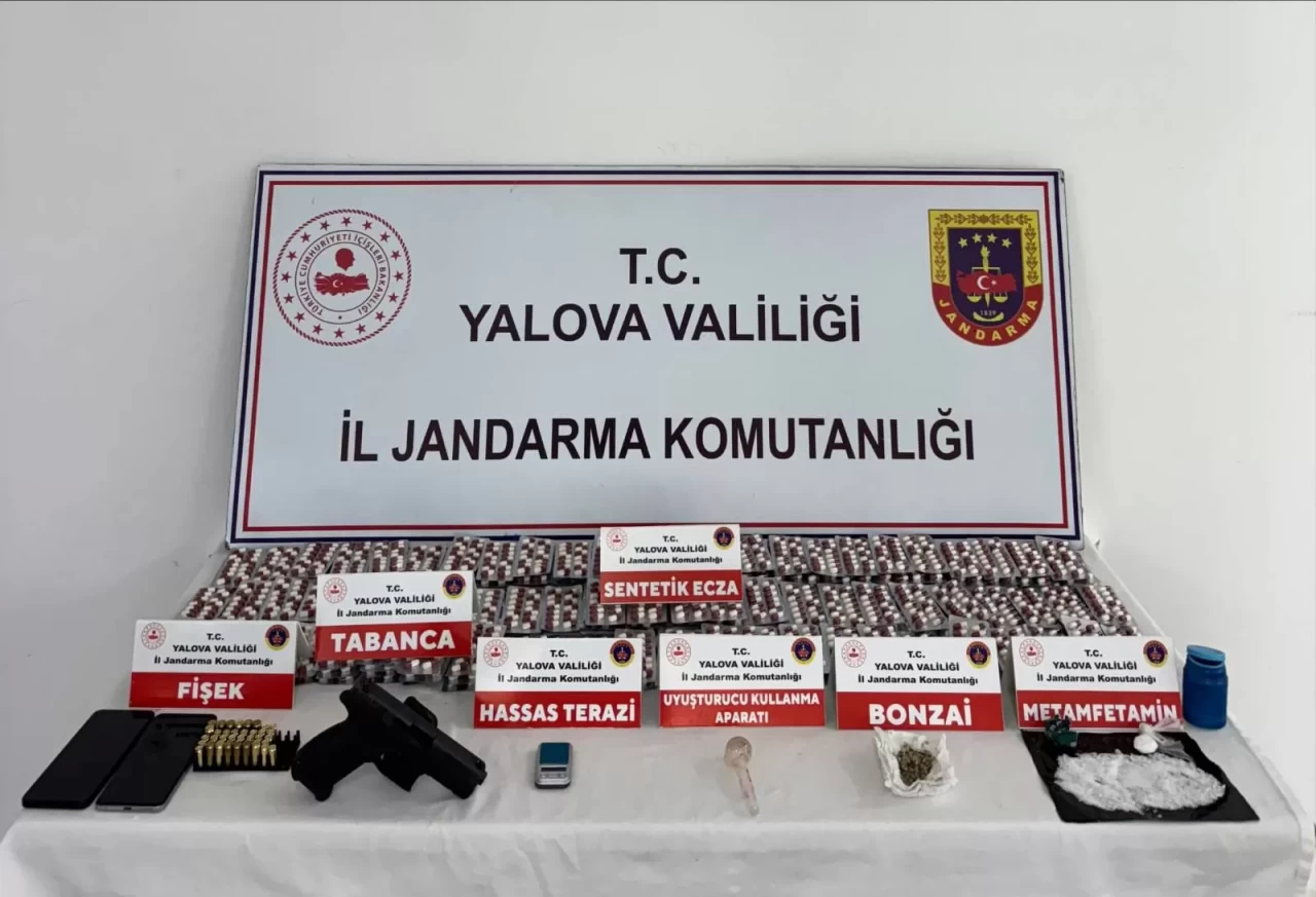 Yalova'da uyuşturucu operasyonu: 5 zanlıdan 1'i tutuklandı