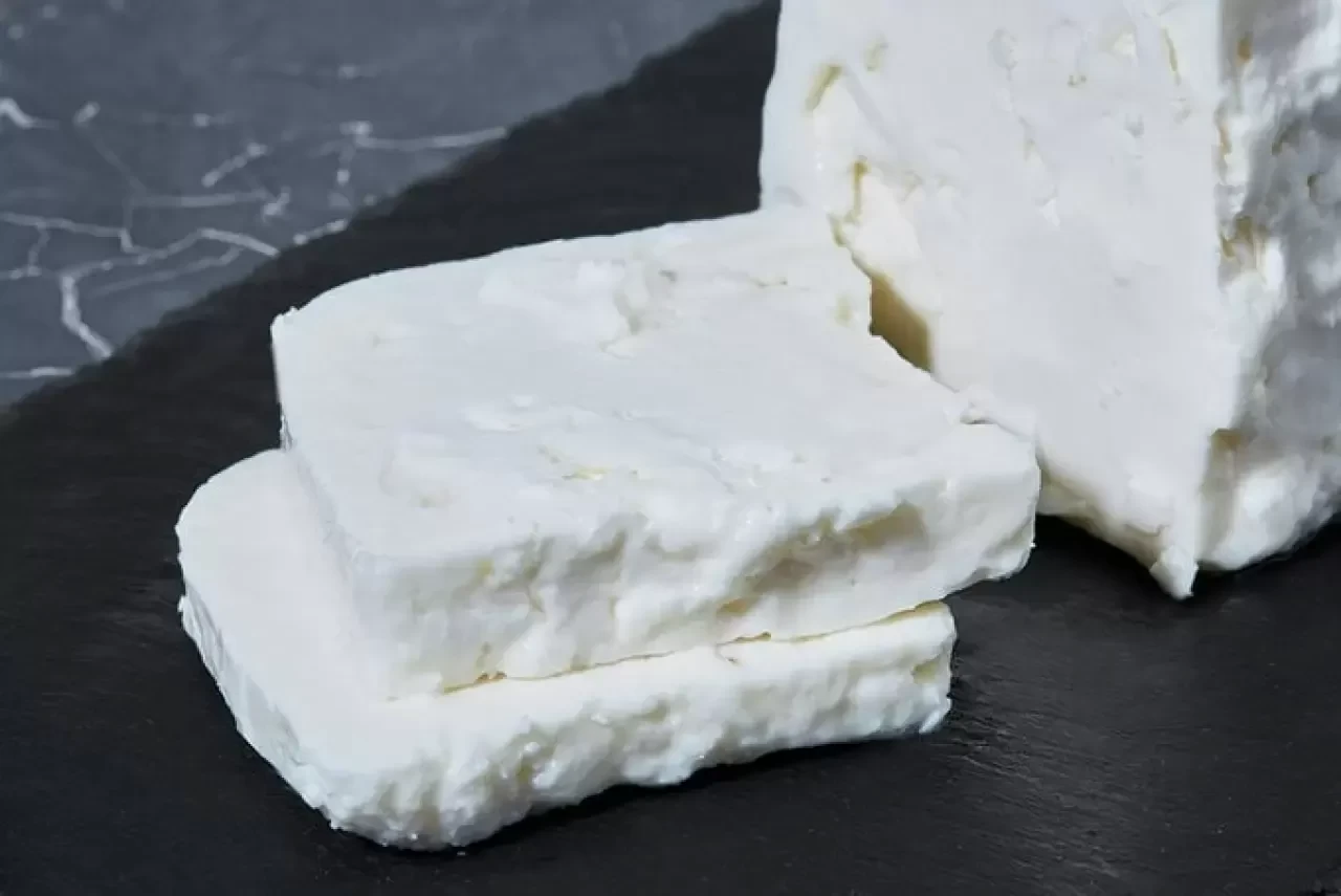 Peynir kilo aldırır mı? Kilo yapar mı? İşin aslı ne?