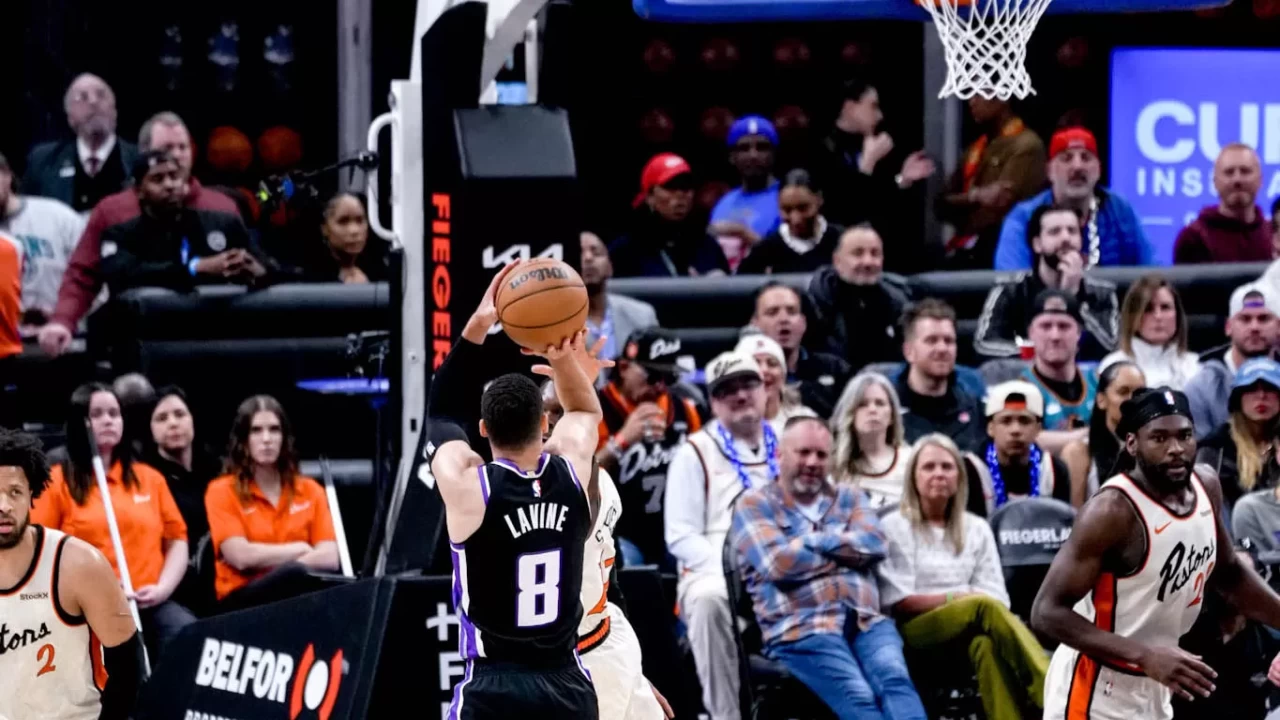 Zach LaVine ve DeMar DeRozan’dan 80 sayı: NBA’de Sacramento Kings, Detroit Pistons’ı farklı geçti