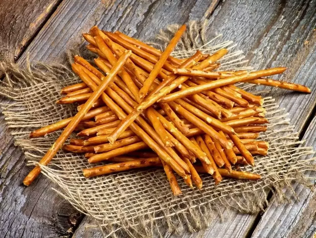 Çubuk Kraker Kilo Aldırır Mı? Çubuk Kraker Tüketmek Kilo Yapar Mı?