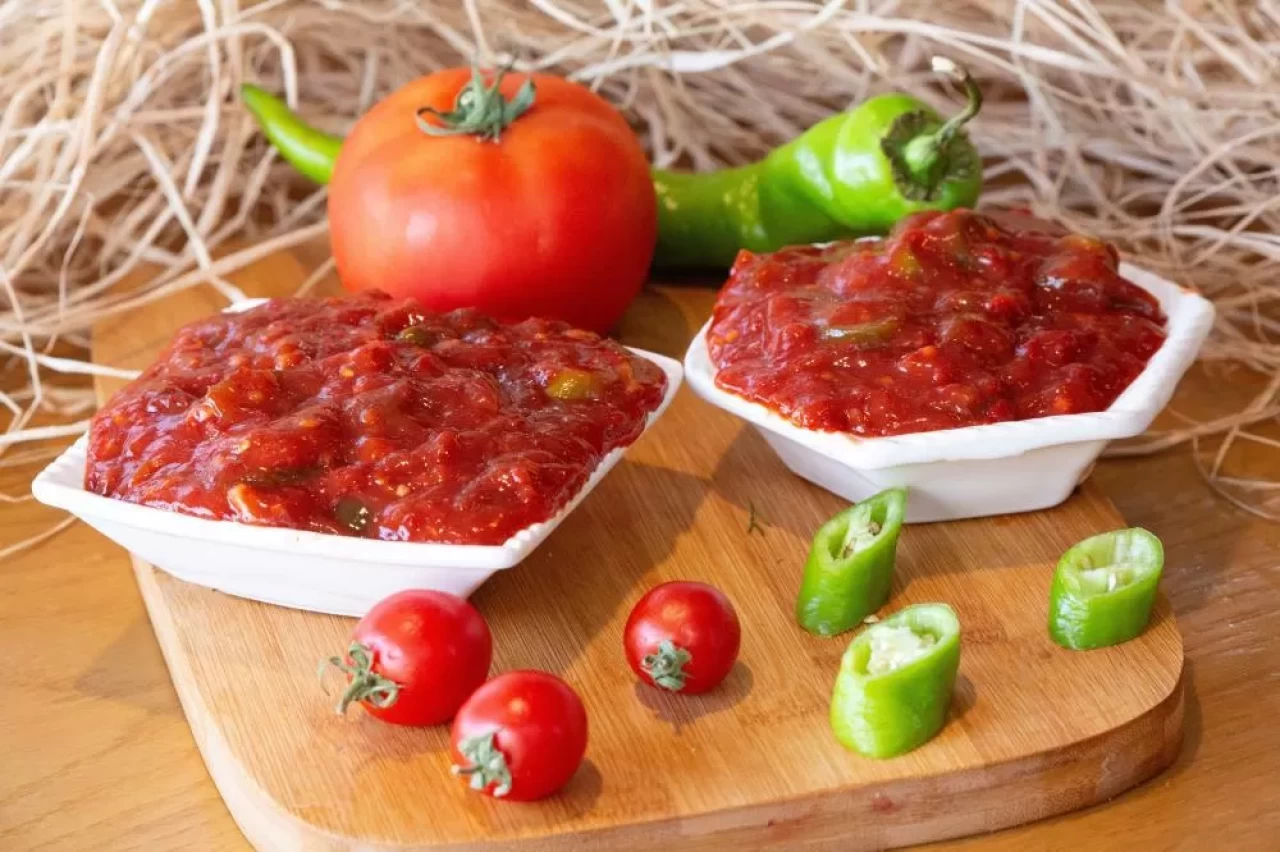 Kahvaltılık Acı Sos Nasıl Yapılır?