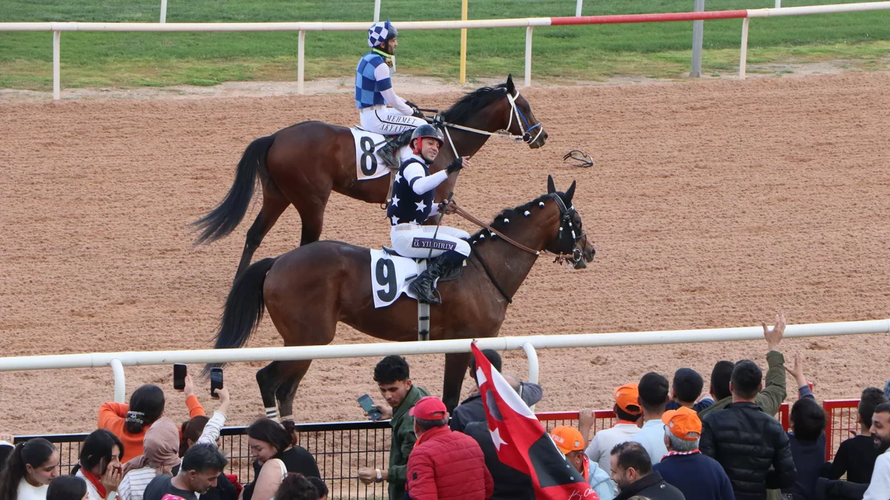 Akdeniz Derbisi’nin kazananı ‘Dapper Man’ oldu