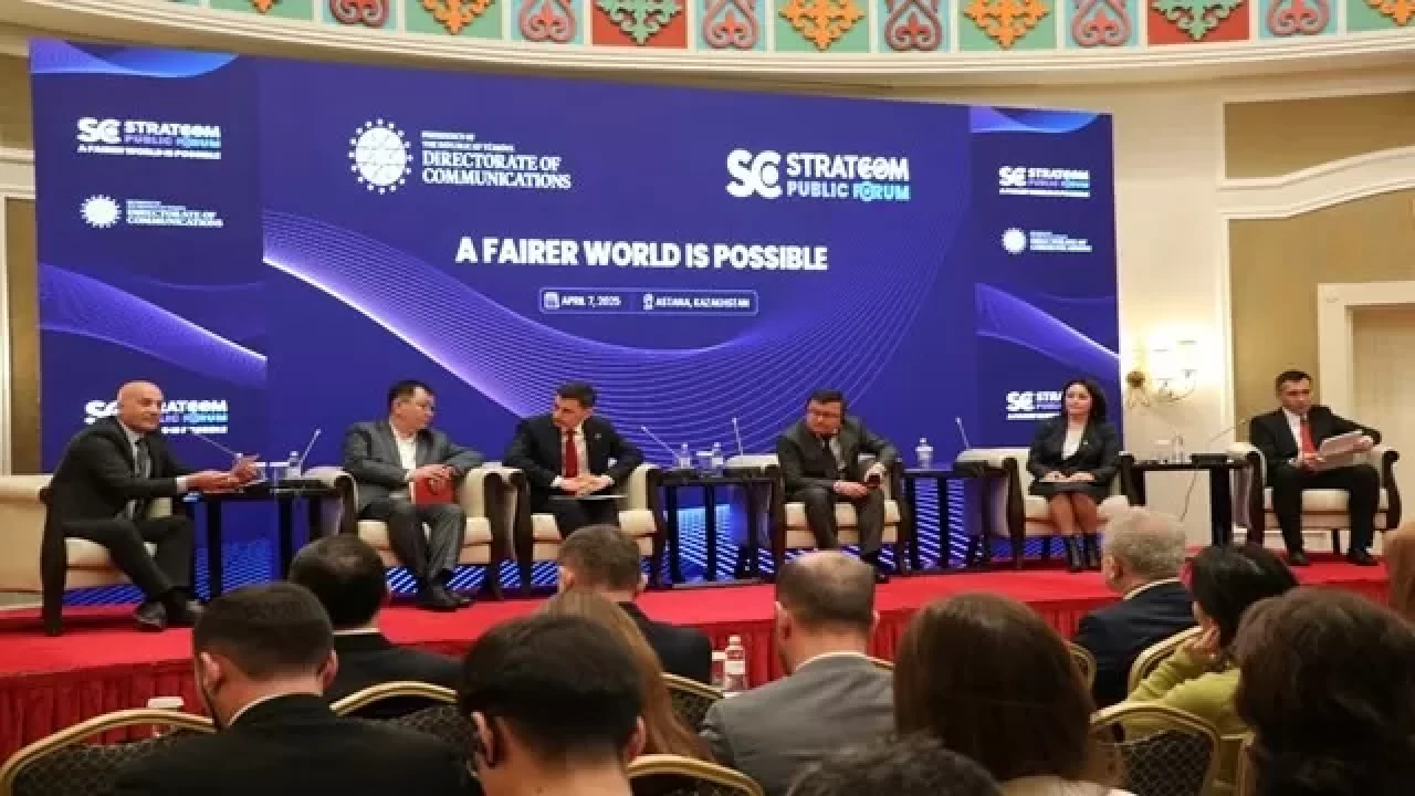 Kazakistan’da "Daha Adil Bir Dünya Mümkün" paneli düzenlendi