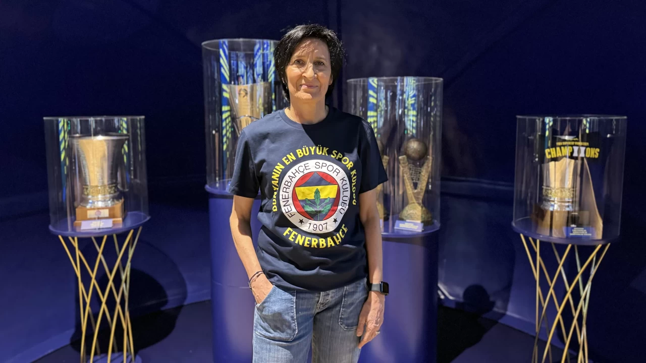 Fenerbahçe Kadın Basketbol Takımı Başantrenörü Valerie Garnier’den şampiyonluk vurgusu: “Apoletimizi korumak istiyoruz”