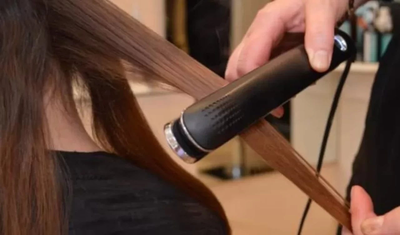 Saç şekillendiriciler saça zarar verir mi?