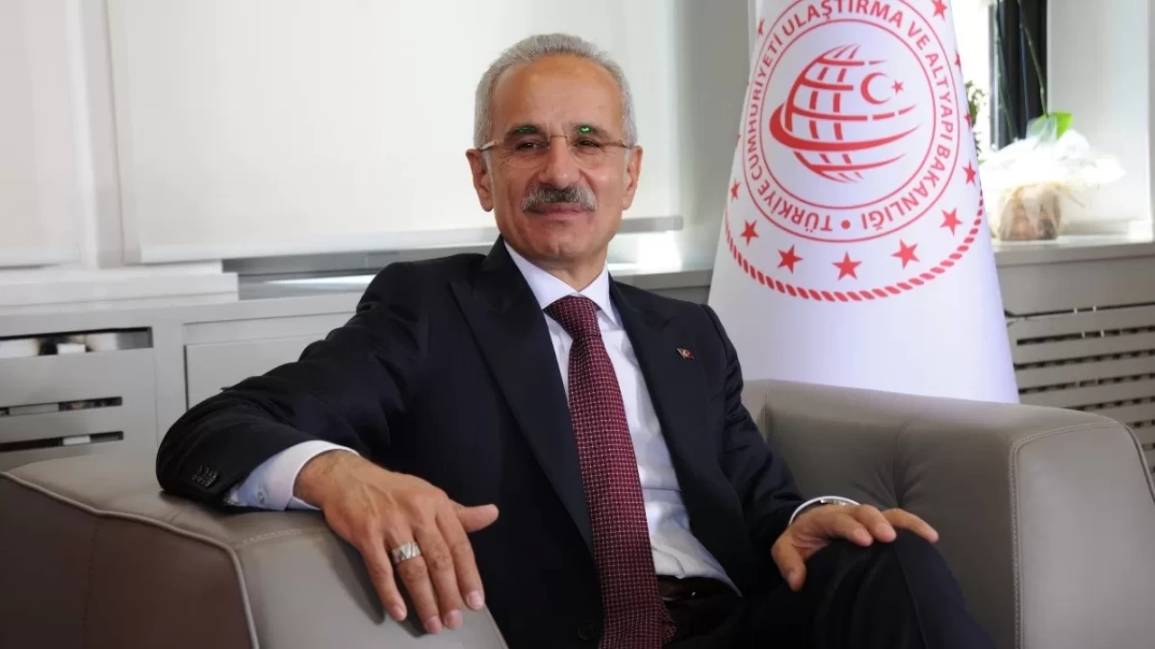 Abdulkadir Uraloğlu: "Ankara-İstanbul arası 80 dakikaya inecek"