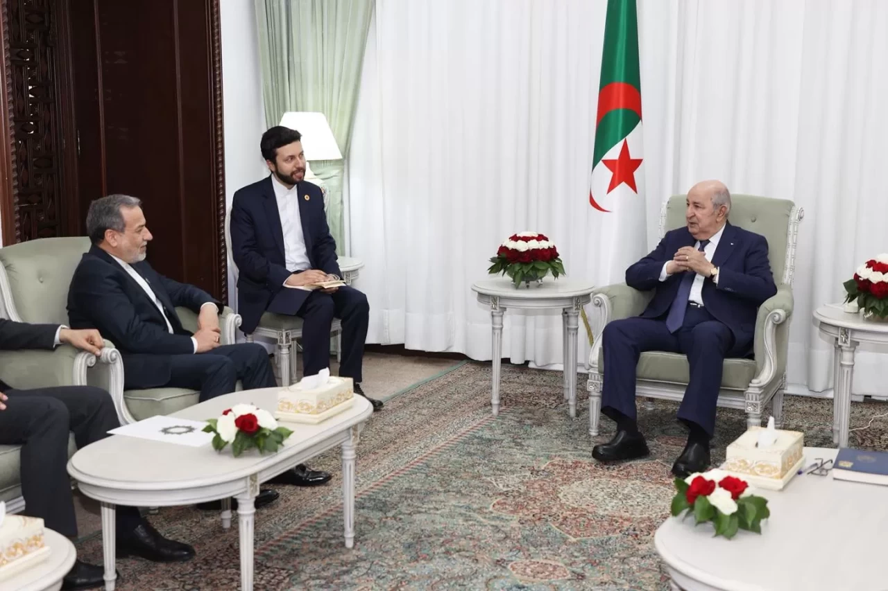 Cezayir ve İran'dan iş birliği mesajı: Tebbun ve Erakçi'den ortak açıklamalar