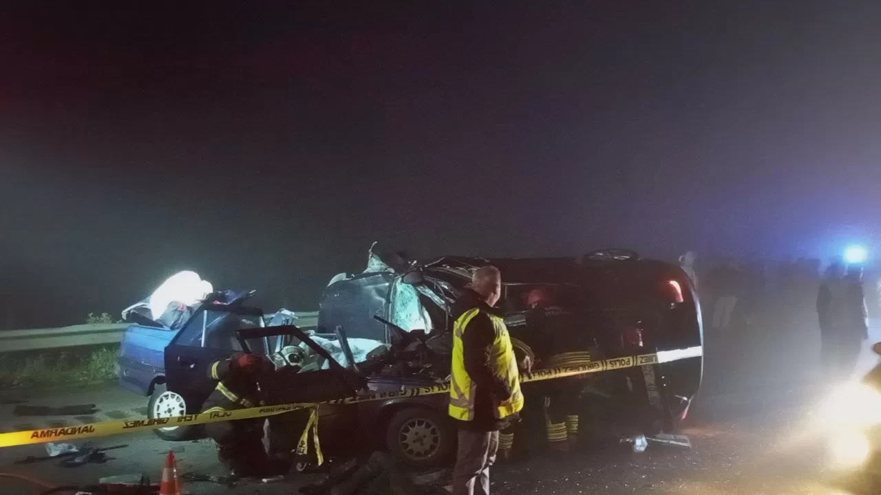 Samsun'da iki araç çarpıştı: 5 kişi yaşamını yitirdi