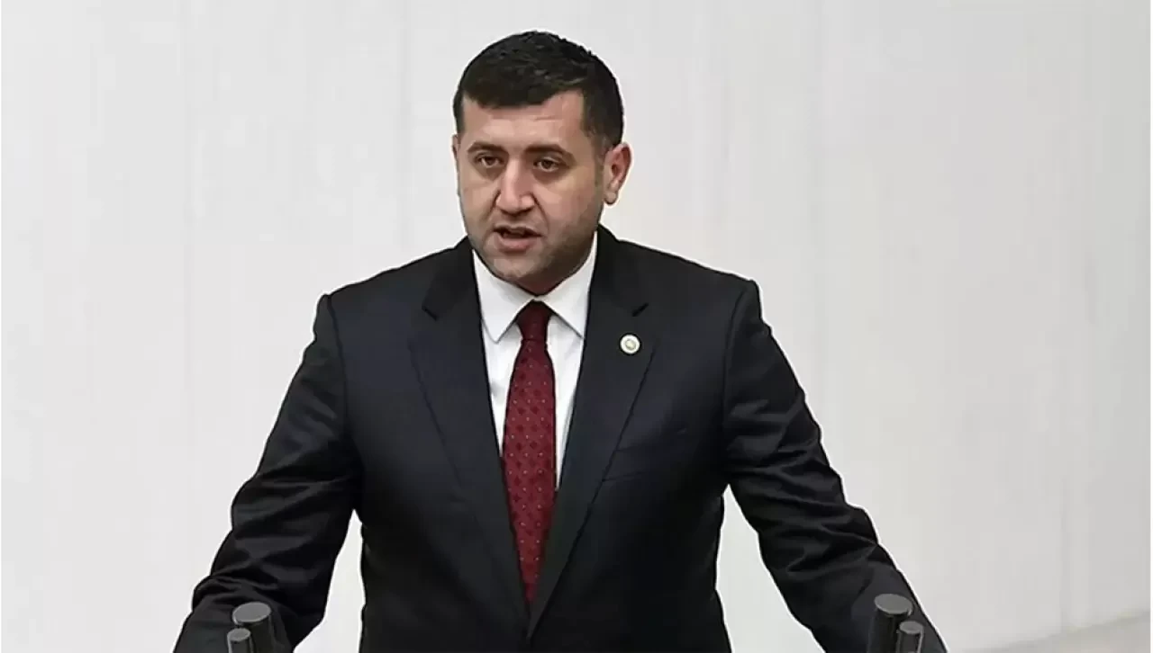 MHP’li Baki Ersoy, Alparslan Türkeş’i vefatının 28. yılında andı