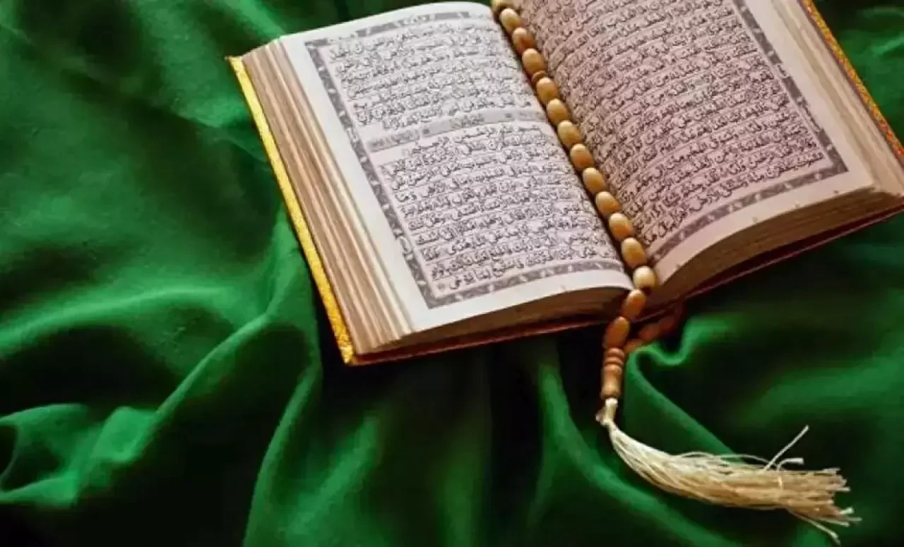 Nahl Suresi 90. Ayet Anlamı ve Tefsiri