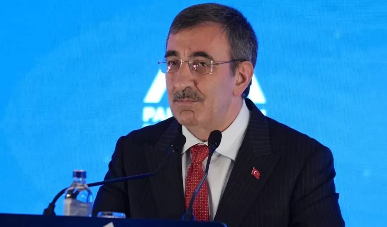 Erdoğan İtalya'ya gidiyor! Cumhurbaşkanlığına Cevdet Yılmaz vekalet edecek