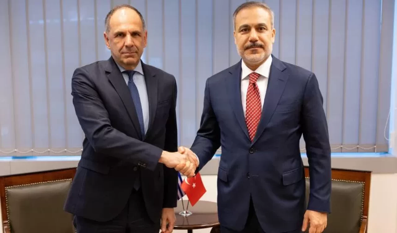 Bakan Fidan, Yunan mevkidaşı Yerapetritis ile görüştü