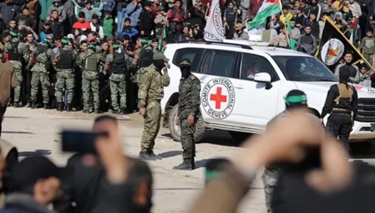 Gazze'de ateşkes görüşmeleri: İlk aşama 45 gün sürecek