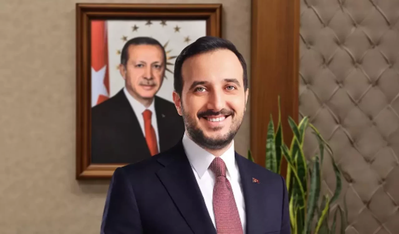 AK Partili Özdemir'den CHP'ye "Cunta" eleştirisi: "Tam bir ironi!"