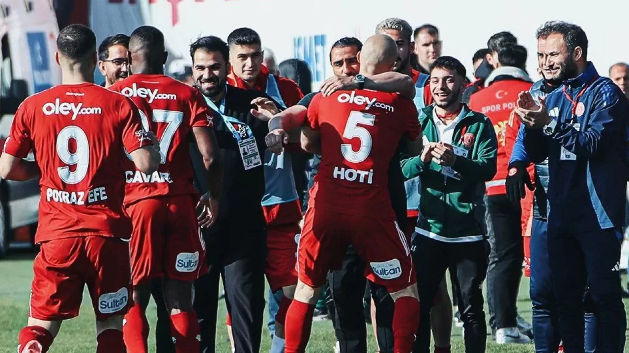 Ümraniyespor’dan kritik galibiyet: Play-off umutları devam ediyor