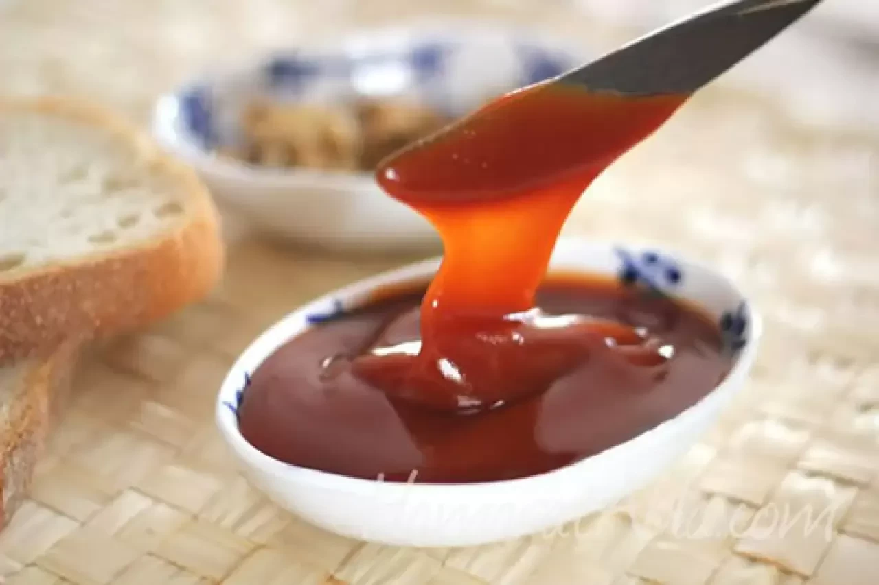 Kuşburnu Pekmezi Nedir? Nasıl Yapılır?