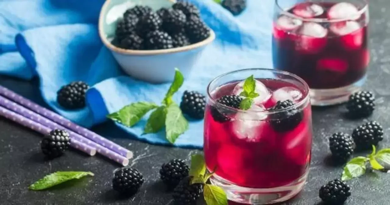 Karadut Suyunun Faydaları: Doğal Sağlık Kaynağı