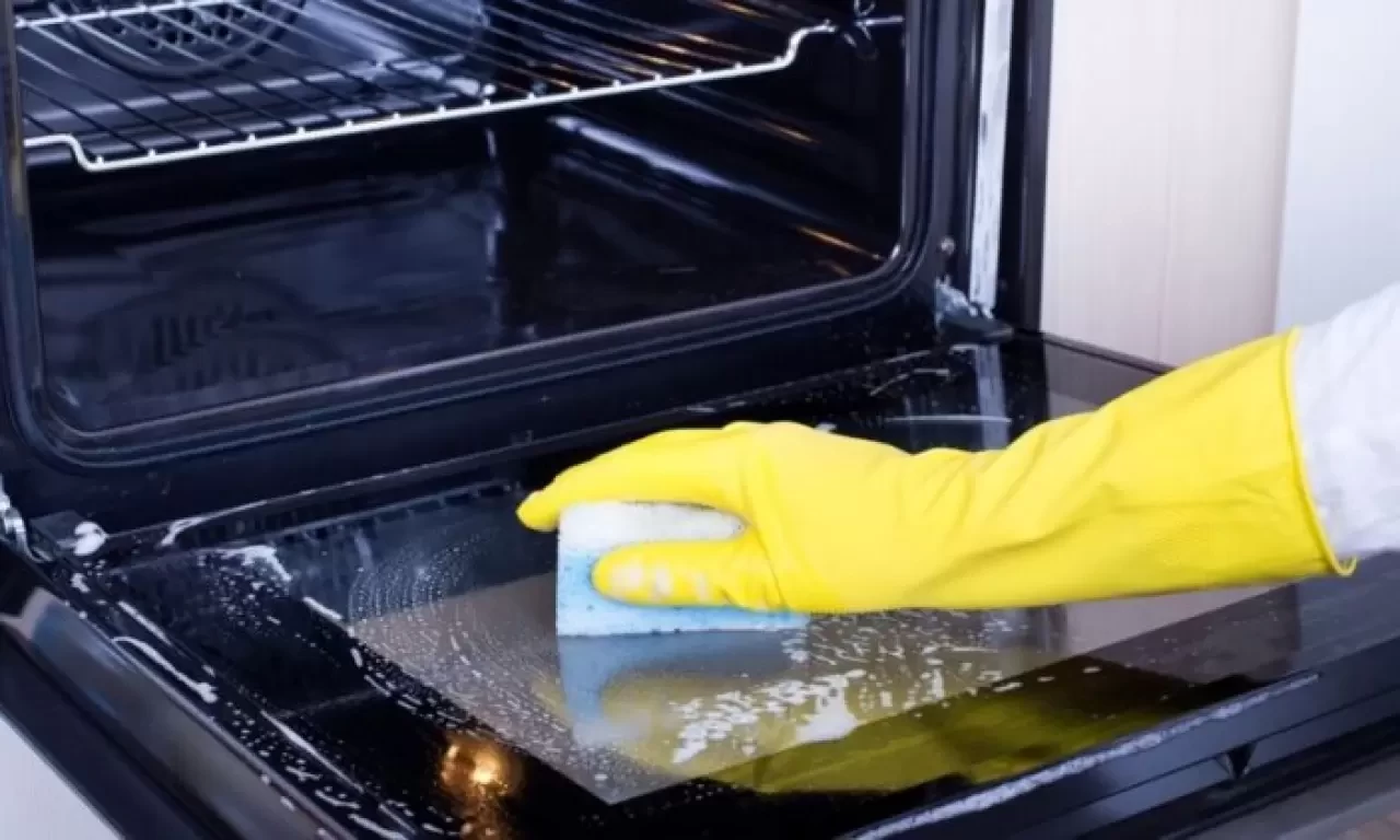 Fırın Temizlemenin Püf Noktaları Nelerdir?
