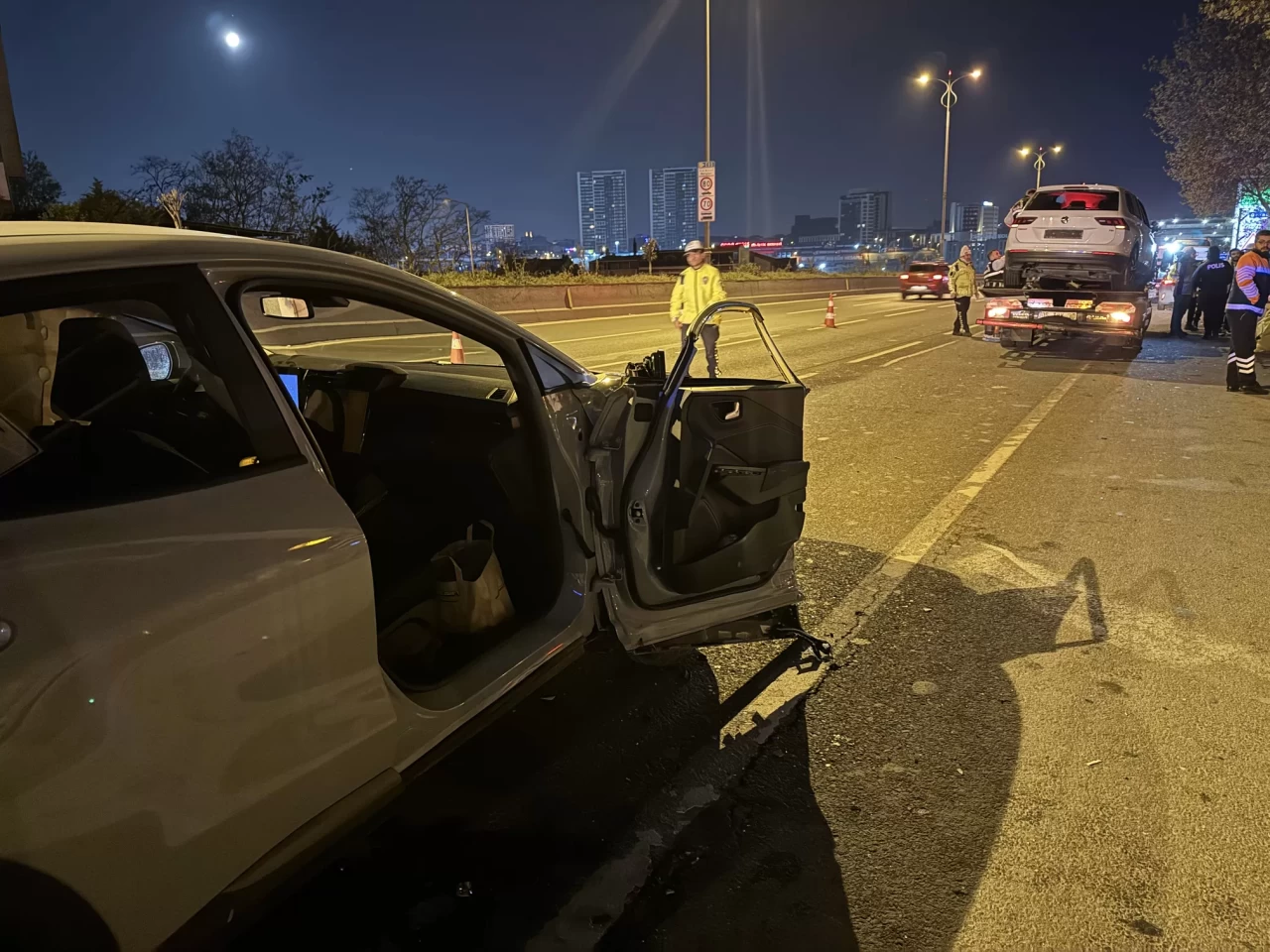 Bayrampaşa'da feci kaza: 2 ölü, 4 yaralı