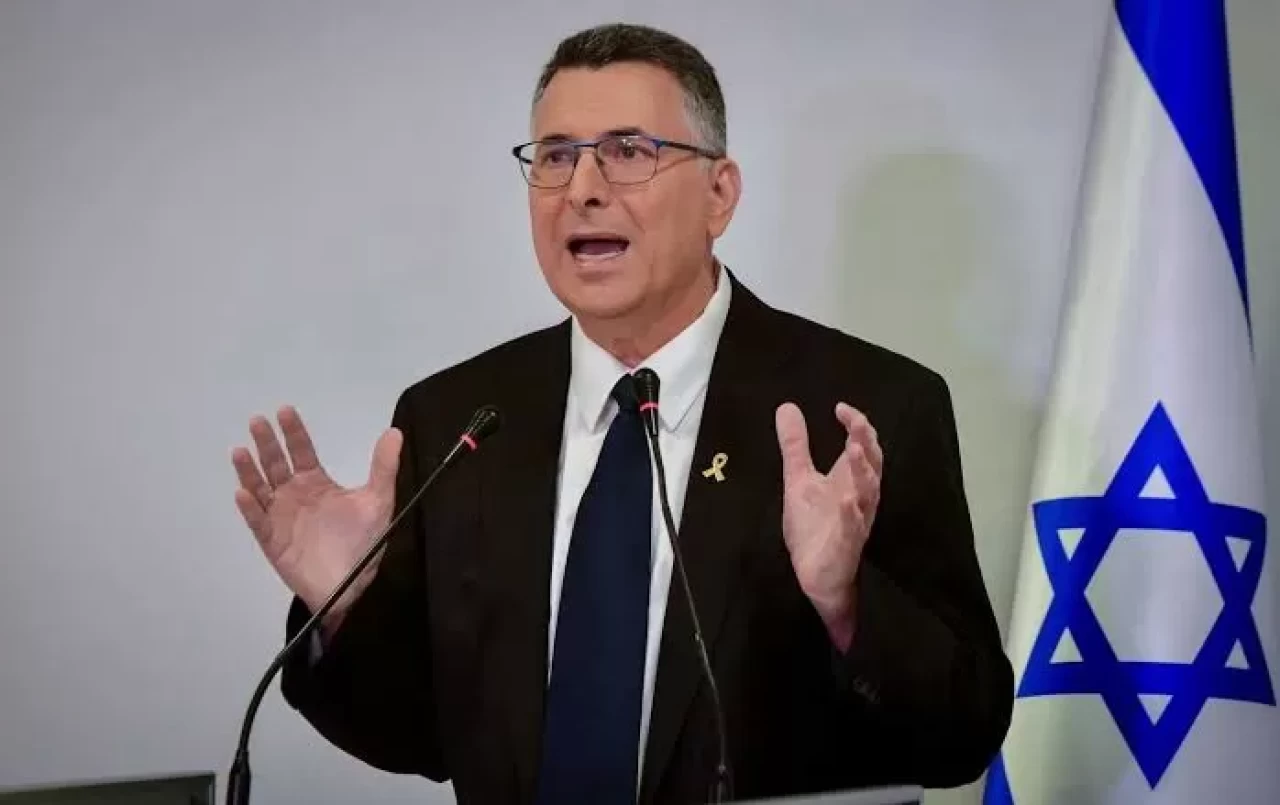 İsrail Dışişleri Bakanı Saar, İngiliz mevkidaşıyla buluştu