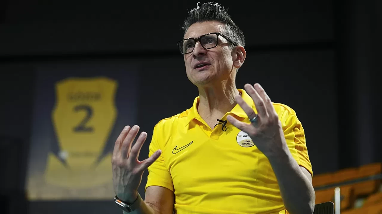 VakıfBank Voleybol Takımı Başantrenörü Giovanni Guidetti, gözünü CEV Şampiyonlar Ligi Dörtlü Finali'ne dikti!