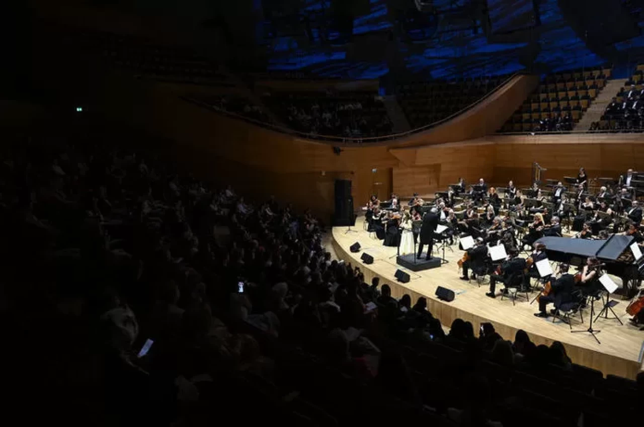 CSO Ada Ankara’da duygusal bir kantat prömiyeri