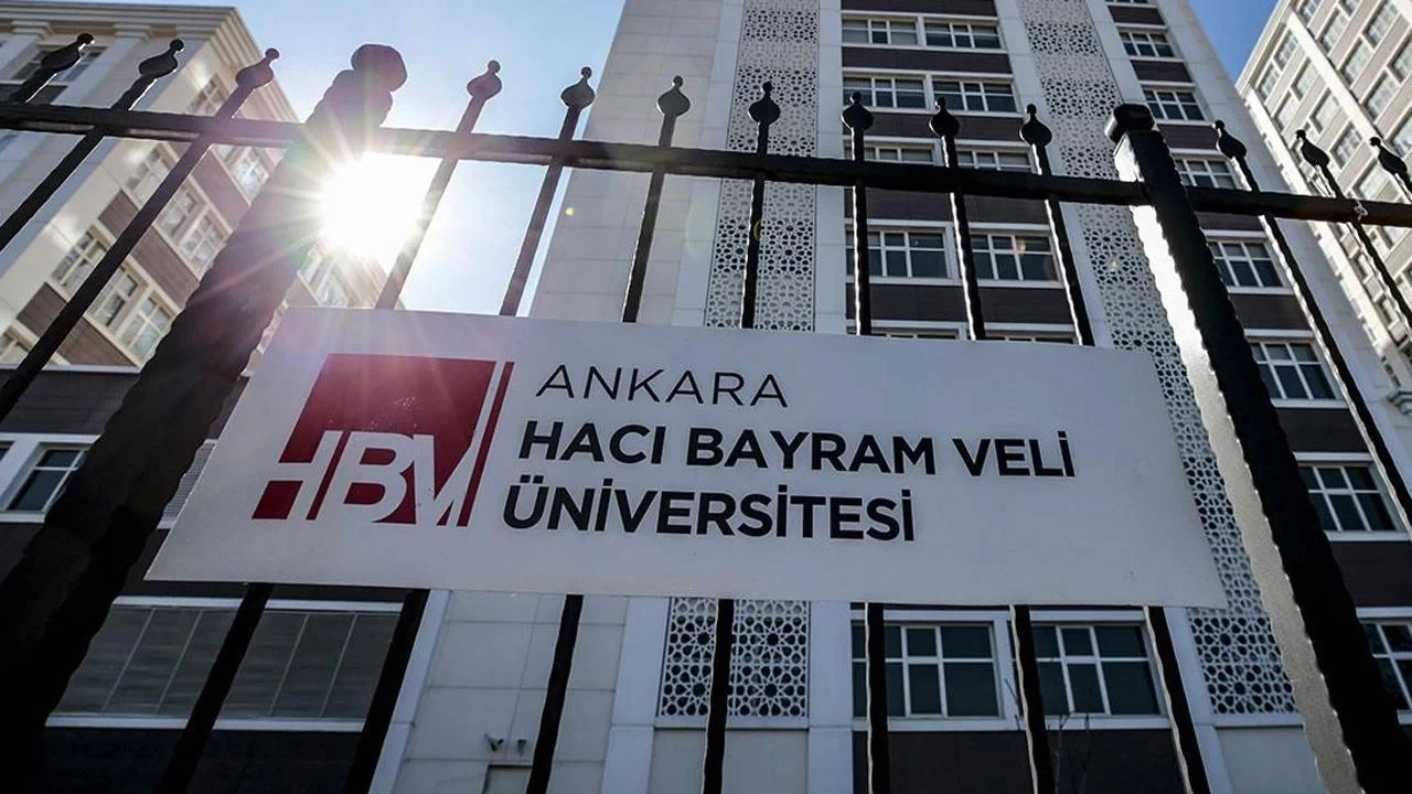 HBV Üniversitesi’nden Türkiye’nin en eğlenceli kariyer fuarı
