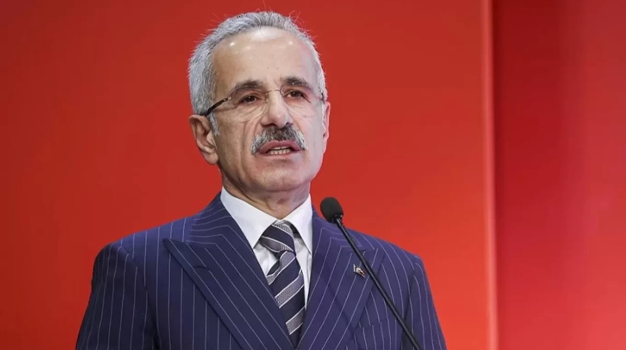 Bakan Uraloğlu: Çocuklarımız dijital alanda güçlü, özgür ve güvende olmalı