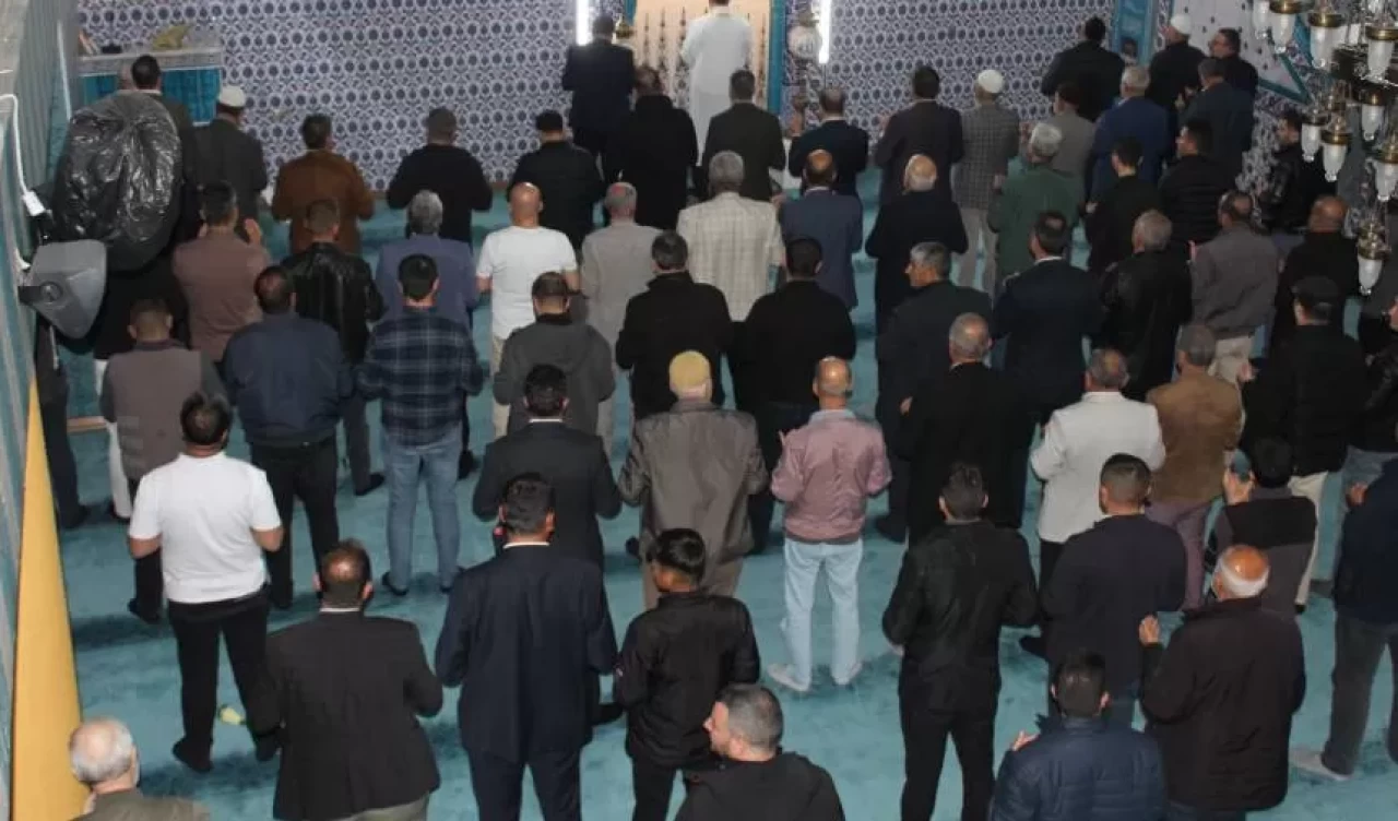 Alparslan Türkeş Siirt'te anıldı