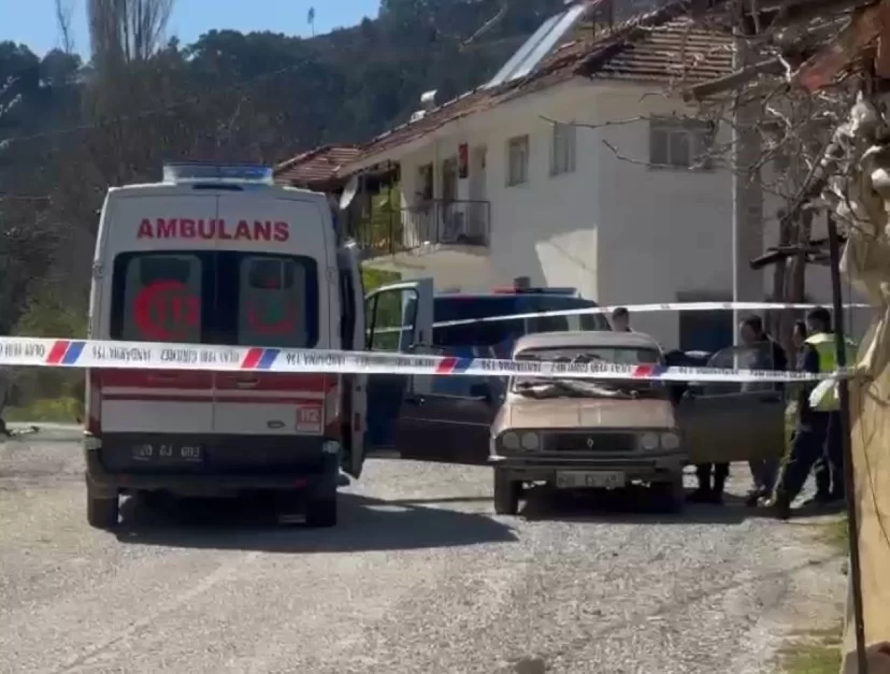 Miras kavgası can aldı, ağabey tüfekle kardeşi ve yengesini vurarak öldürdü