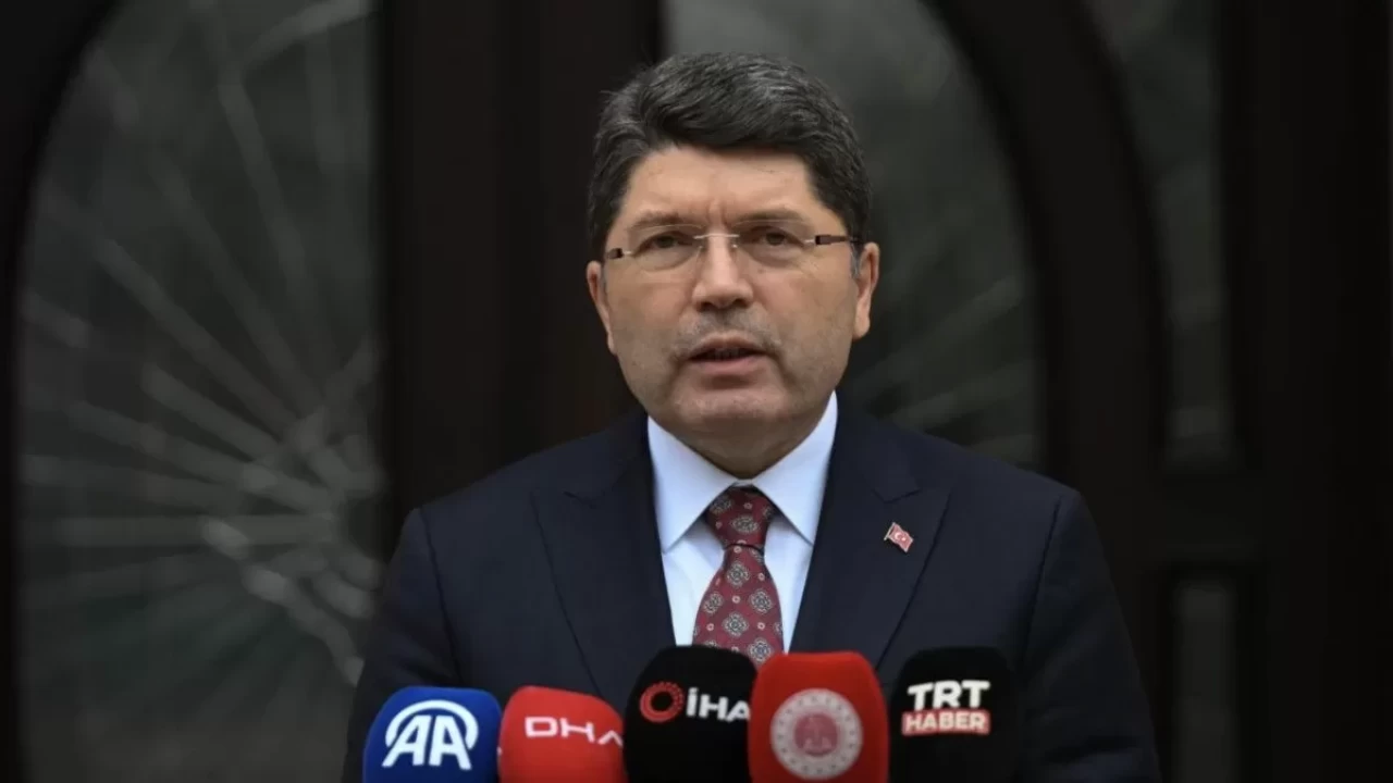 Bakan Tunç: Tutukluların hakları güvence altındadır