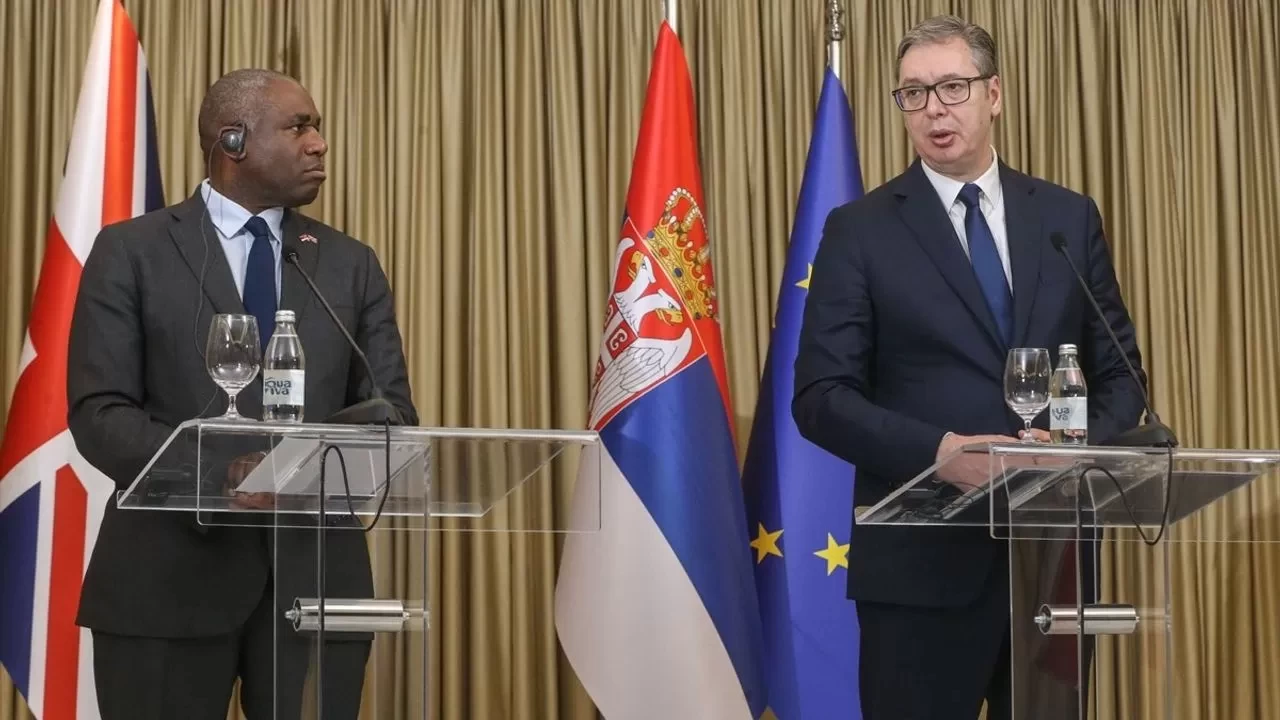 Sırbistan Cumhurbaşkanı Vucic, İngiliz Dışişleri Bakanı'nı ağırladı