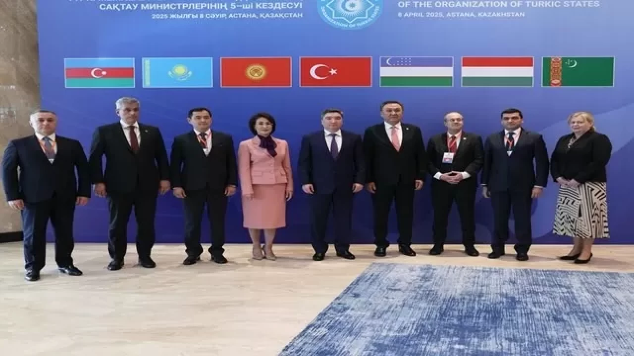 Kazakistan Başbakanı Bektenov, TDT üyesi ülkelerin sağlık bakanlarıyla görüştü
