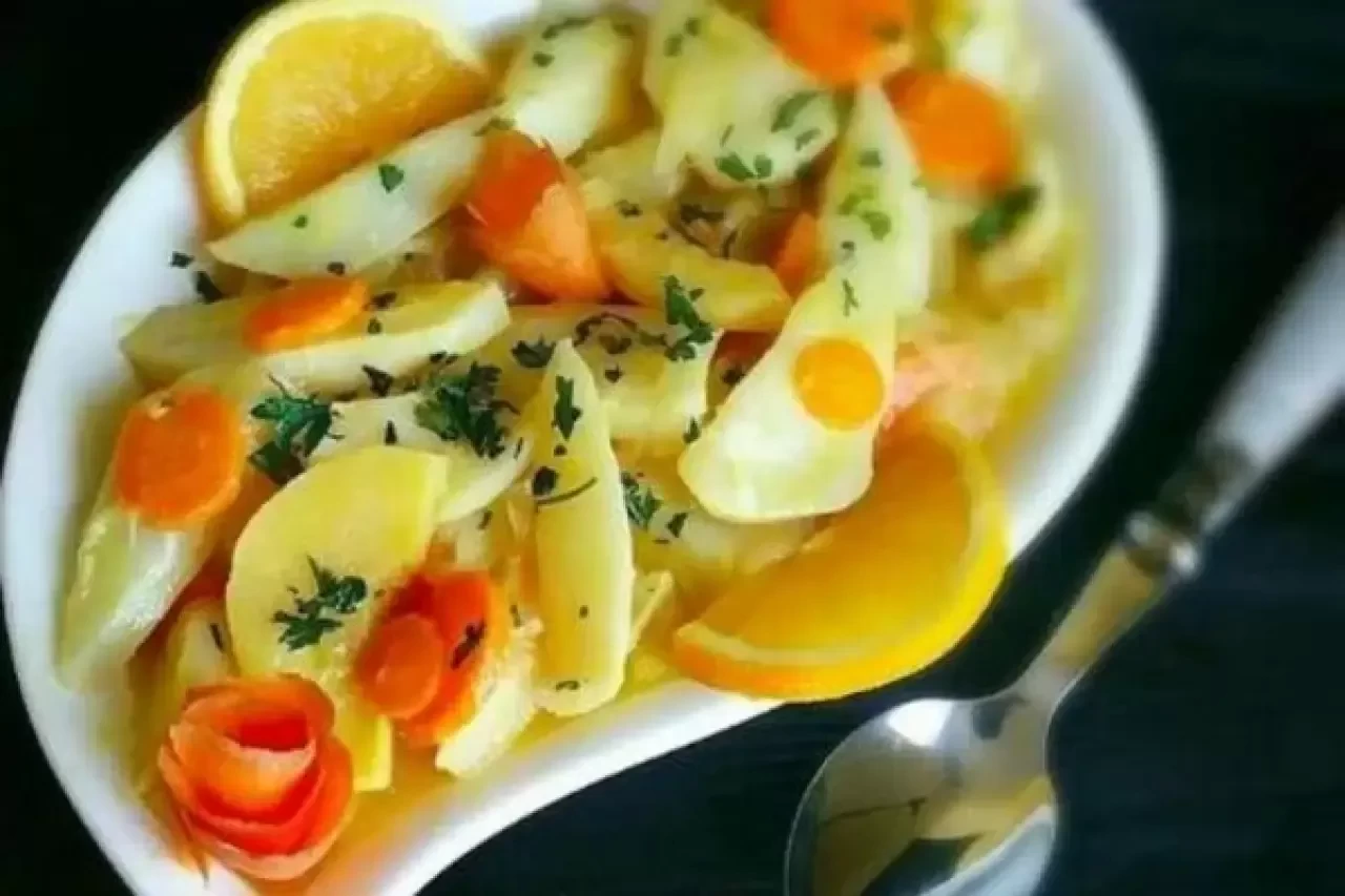 Kereviz Nasıl Pişirilir? Mis Gibi Kokan ve Lokum Gibi Yumuşayan Kerevizin Sırrı!