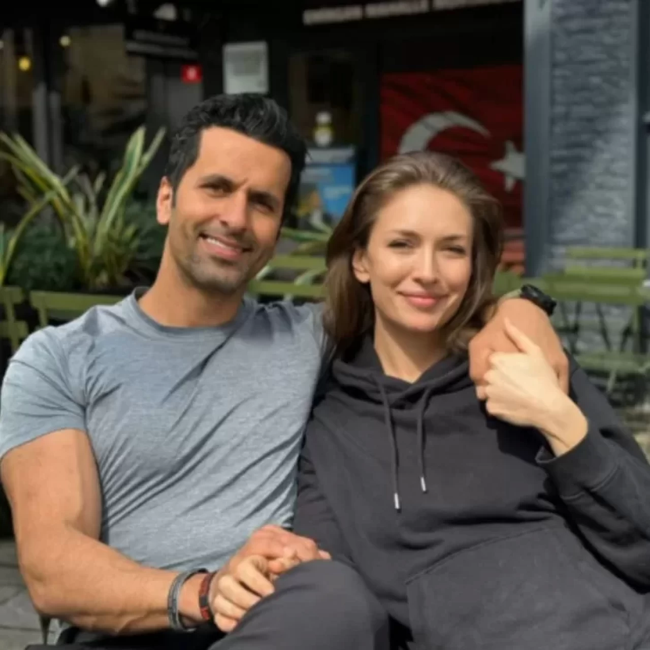 Yasemin Allen ile Erdal Kaya, 10 ay sonra ilişkilerine yeni bir şans verdi