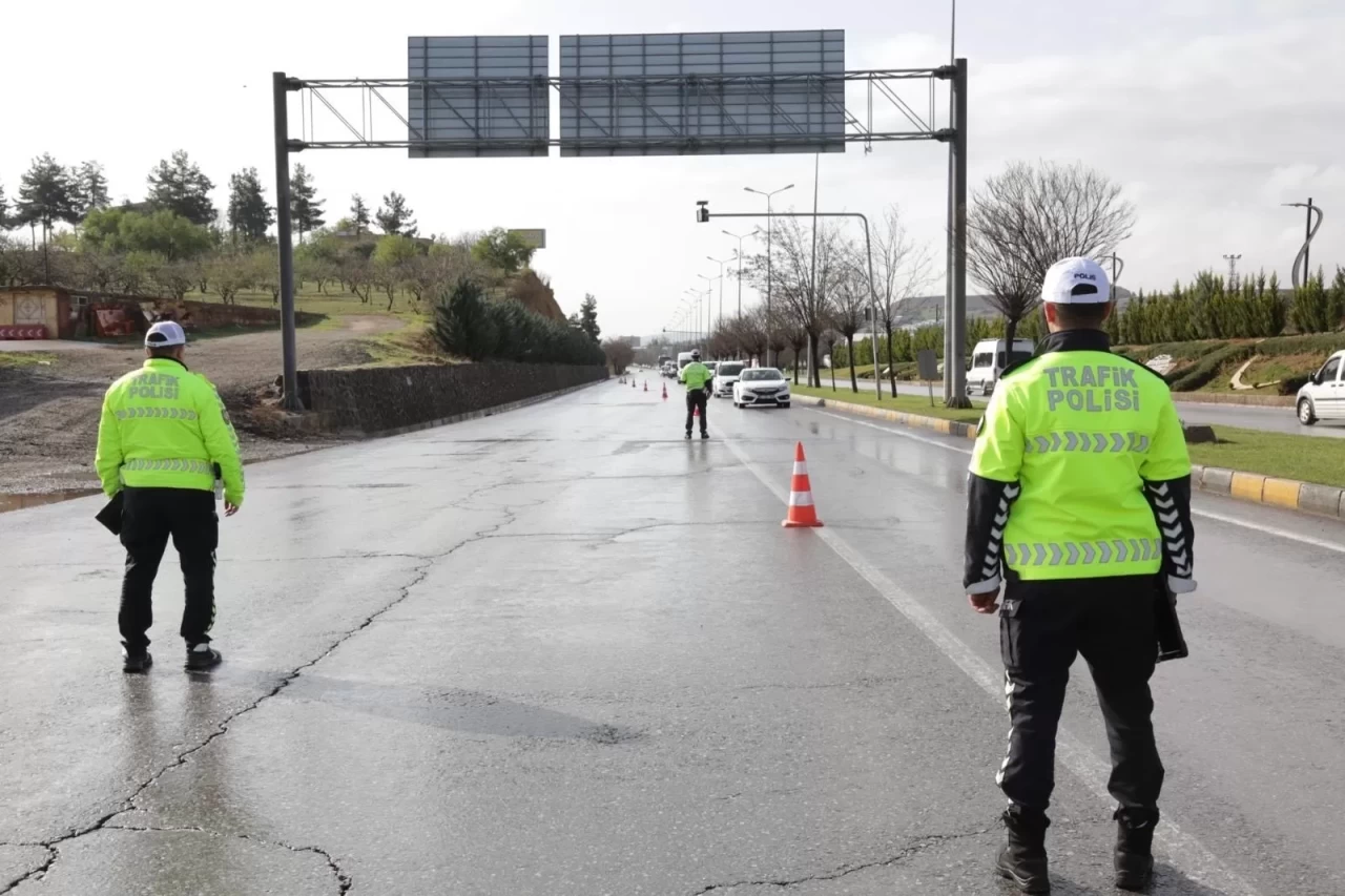 Gaziantep'te Mart'ta yapılan denetimlerde 81 bin sürücüye ceza kesildi