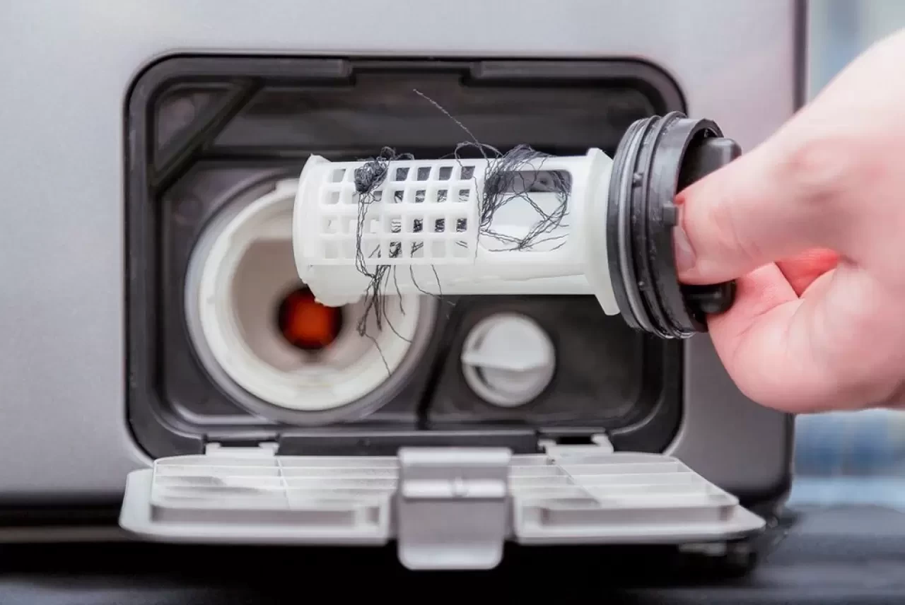 Çamaşır Makinesi Filtresi Temizlemenin Püf Noktaları Nelerdir?