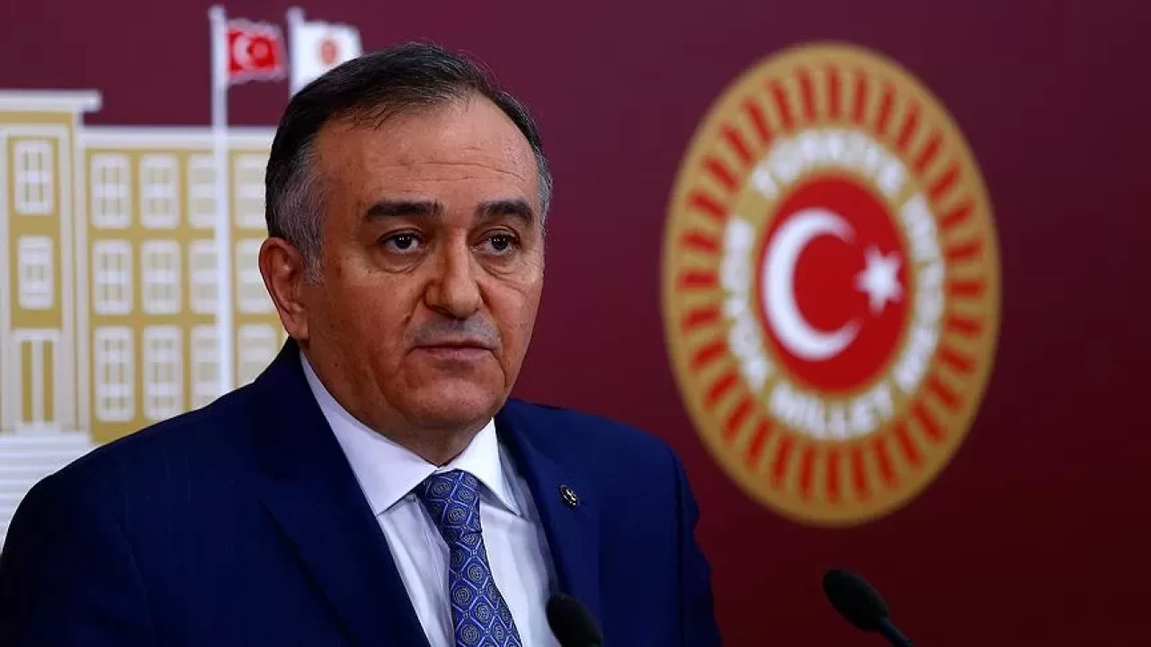 MHP’li Erkan Akçay: "Zirai dondan etkilenen çiftçilerimizin yanındayız"