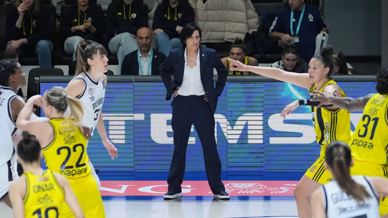 Fenerbahçe Kadın Basketbol Takımı Başantrenörü Valerie Garnier, Beşiktaş galibiyetini değerlendirdi