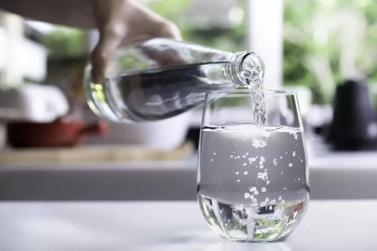 Hangi Su Daha Sağlıklı? Musluk, Arıtılmış ve Damacana Suyunun Artıları ve Eksileri