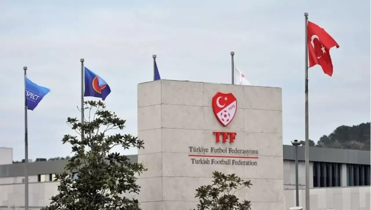 Erzurumspor FK'ye şok ceza: 2 maç seyircisiz oynayacak!