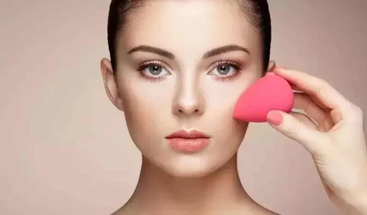 Doğru makyaj süngeri seçimi nasıl yapılır? İşte püf noktaları