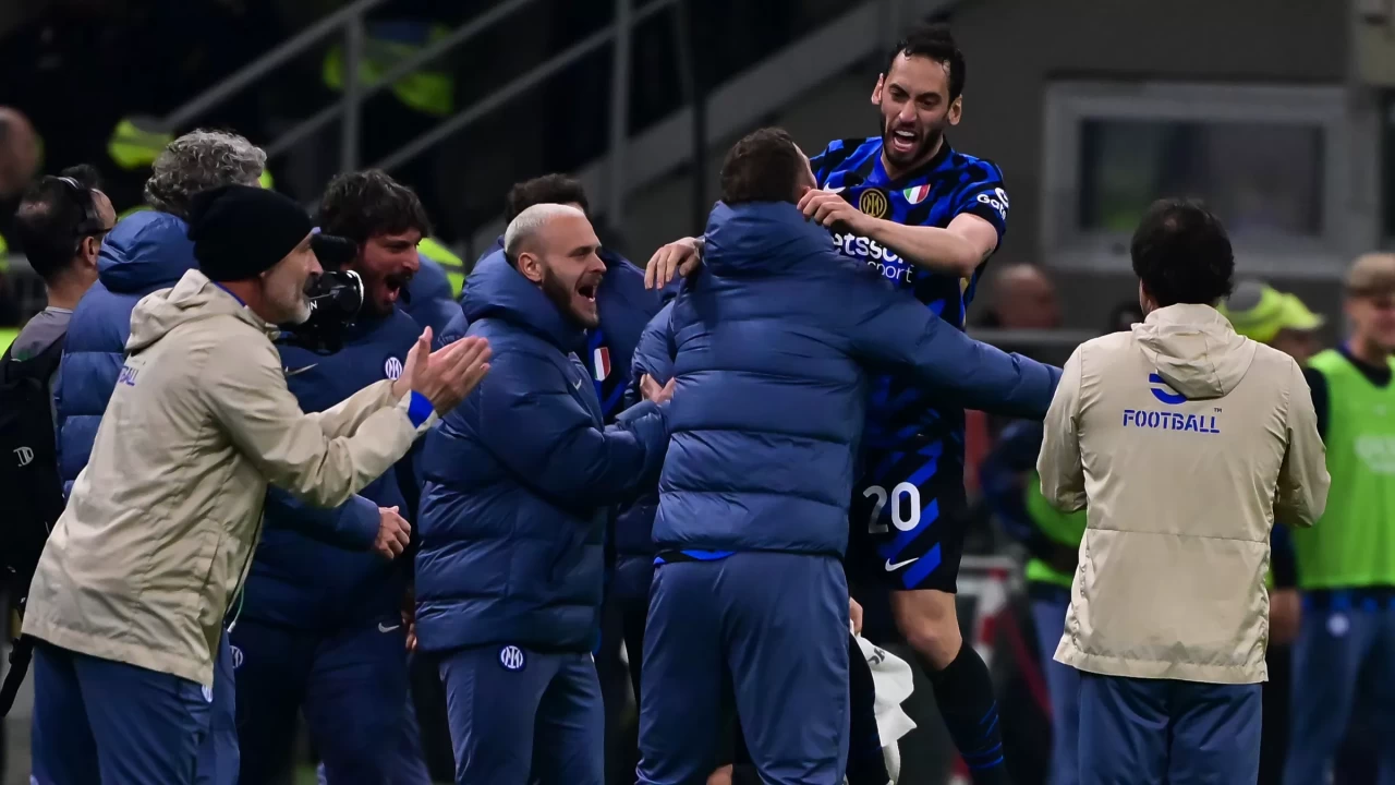 Hakan Çalhanoğlu'nun golü Inter'e beraberliği getirdi | İtalya Kupası'nda Milan 1-1 Inter