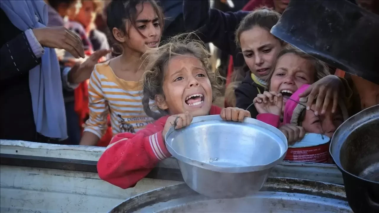 Gazze'de yetersiz beslenme! 52 çocuk hayatını kaybetti, yeni ölümler kapıda mı?