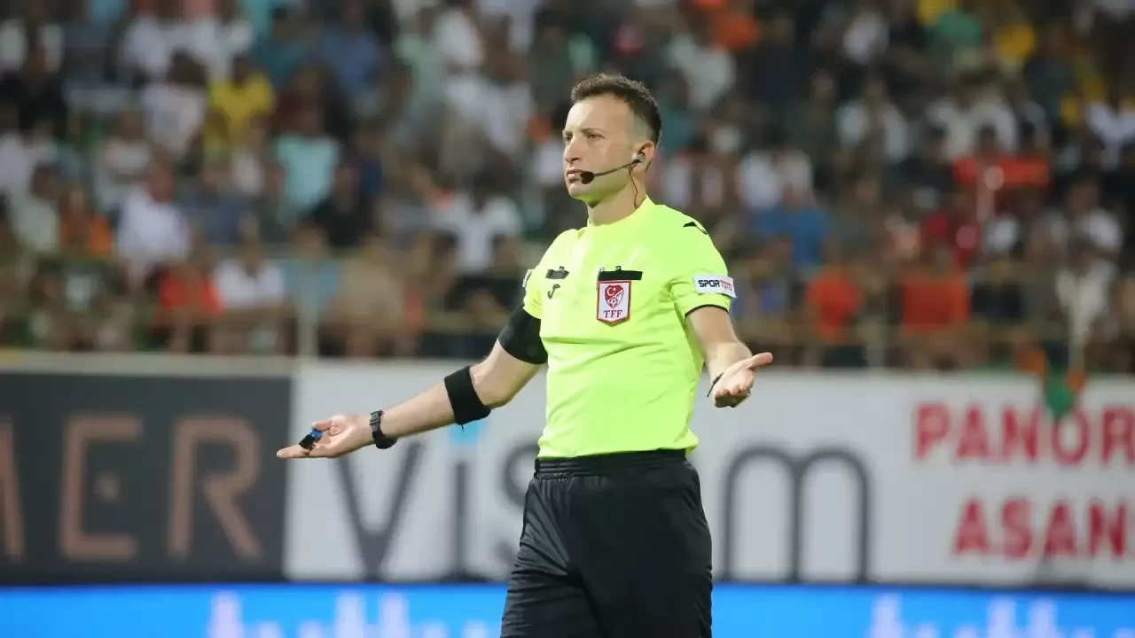Fenerbahçe-Beşiktaş derbisinin hakemi belli oldu