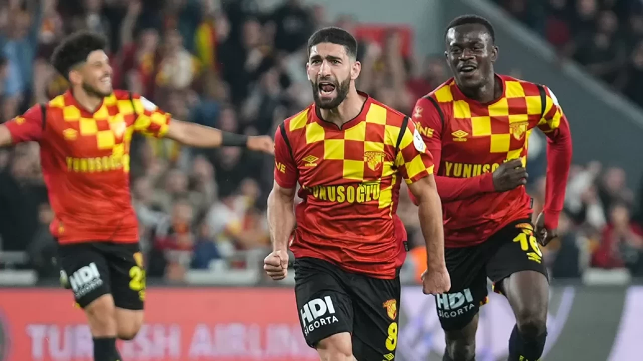 Göztepe'den 4 gollü galibiyet | Süper Lig'de Göztepe 4-1 Başakşehir maç sonucu