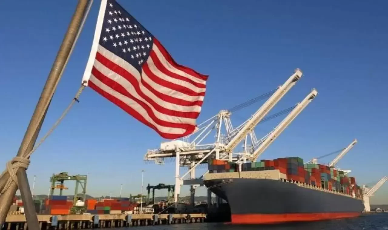 ABD'nin dış ticaret açığı şubat ayında %6,1 düştü!
