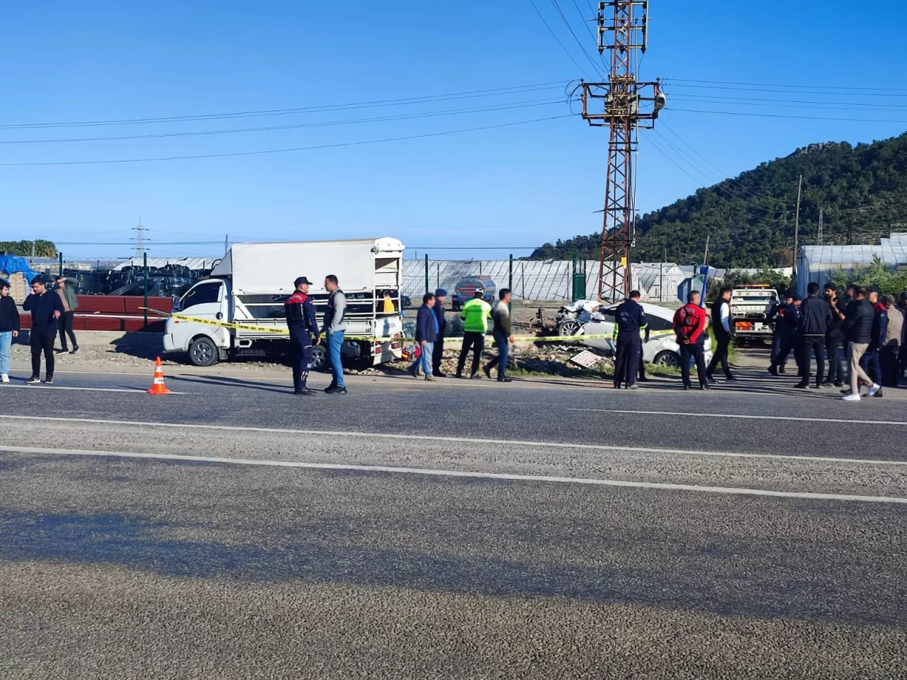 Bozyazı'da feci kaza: 1 ölü, 6 yaralı