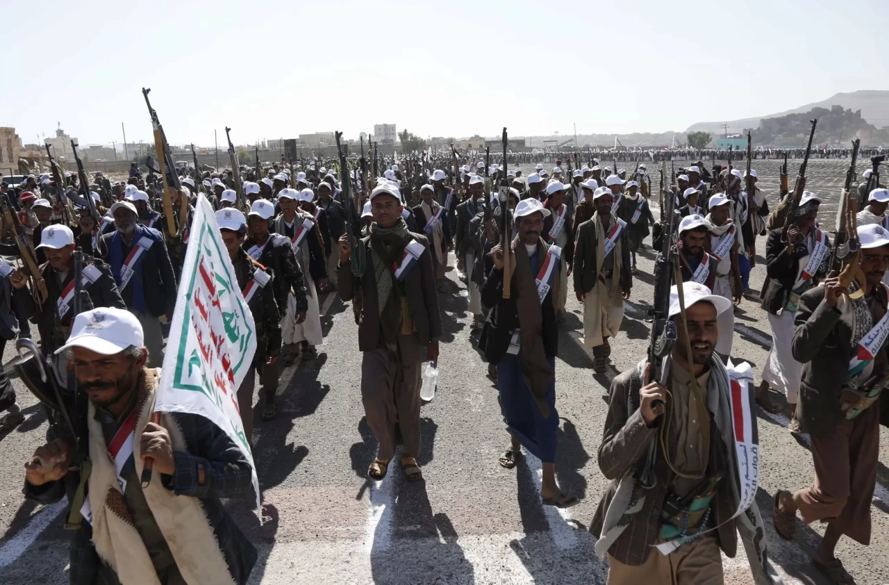 ABD'nin tehditlerine Husilerden cevap: "Kibir gösterisi"